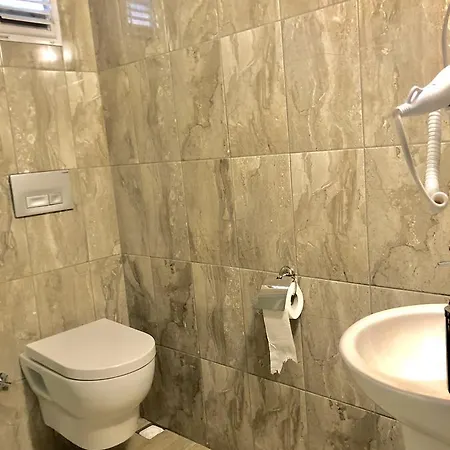 شقة فندقية كيوزي ريزيدنس